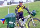 Vitální cyklista ze Slavětína najezdil 3200 km přes Pobaltí. Zážitky teď bude vyprávět lidem v knihovně