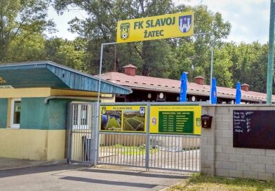 Oblíbená Chaloupka s terasou je letos zavřená. Po neděli začne její bourání a velká přestavba celé lokality Oblíbená Chaloupka s terasou je letos zavřená. Po neděli začne její bourání a velká přestavba celé lokality