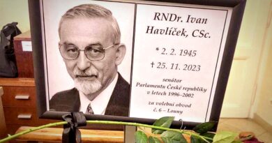 Zemřel doktor Ivan Havlíček. Byl to historicky první senátor za okresy Louny a Rakovník