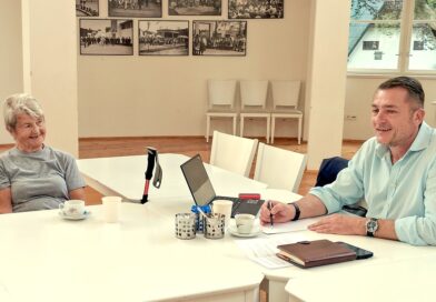 Pramen Luna, noční hluk, Karel a Míra. Lidé v Lounech na výstavišti besedovali se starostou Pramen Luna, noční hluk, Karel a Míra. Lidé v Lounech na výstavišti besedovali se starostou