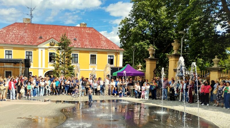 Vodotrysky, Masaryk, ruské kolo. V Postoloprtech se slavilo na plné pecky Vodotrysky, Masaryk, ruské kolo. V Postoloprtech se slavilo na plné pecky