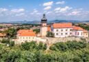Nový Hrad v létě: skřítkové, trpaslíci, filmy pod širým nebem i skvělé kusy světové divadelní klasiky