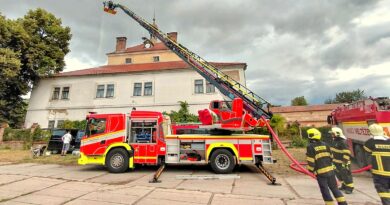 Život na zámku: tentokrát nastala dost neobvyklá událost – hasiči přijeli na cvičení Život na zámku: tentokrát nastala dost neobvyklá událost – hasiči přijeli na cvičení