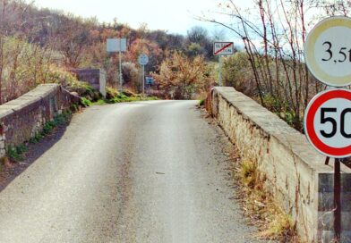 V Blšanech u Loun se bude měnit most. Novinkou na něm bude oddělený koridor pro cyklisty i pro pěší V Blšanech u Loun se bude měnit most. Novinkou na něm bude oddělený koridor pro cyklisty i pro pěší