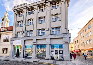 Na náměstí pokračuje přestavba infocentra. Příští týden začne uzavírka Na náměstí pokračuje přestavba infocentra. Příští týden začne uzavírka